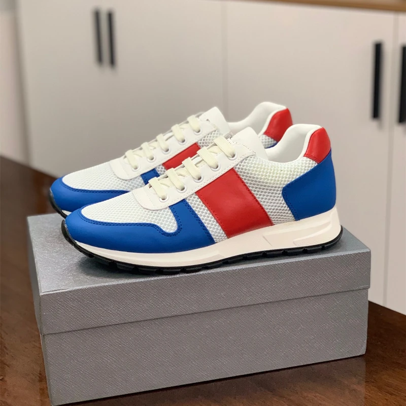 2021 Men white TRAINERS Casual shoes low top Lace up mesh Sneakers Strap Run Away shoes Luxury Designers Brand flat shoes boots
2021 Men white TRAINERS Casual shoes low top Lace up mesh Sneakers Strap Run Away shoes Luxury Designers Brand flat shoes boots