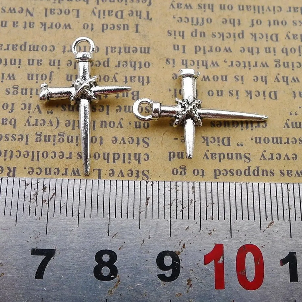 200pcs Crosses Charms 16mm x 24mm DIY Jewelry Making Pendant antique silver color
200pcs Crosses Charms 16mm x 24mm DIY Jewelry Making Pendant antique silver color