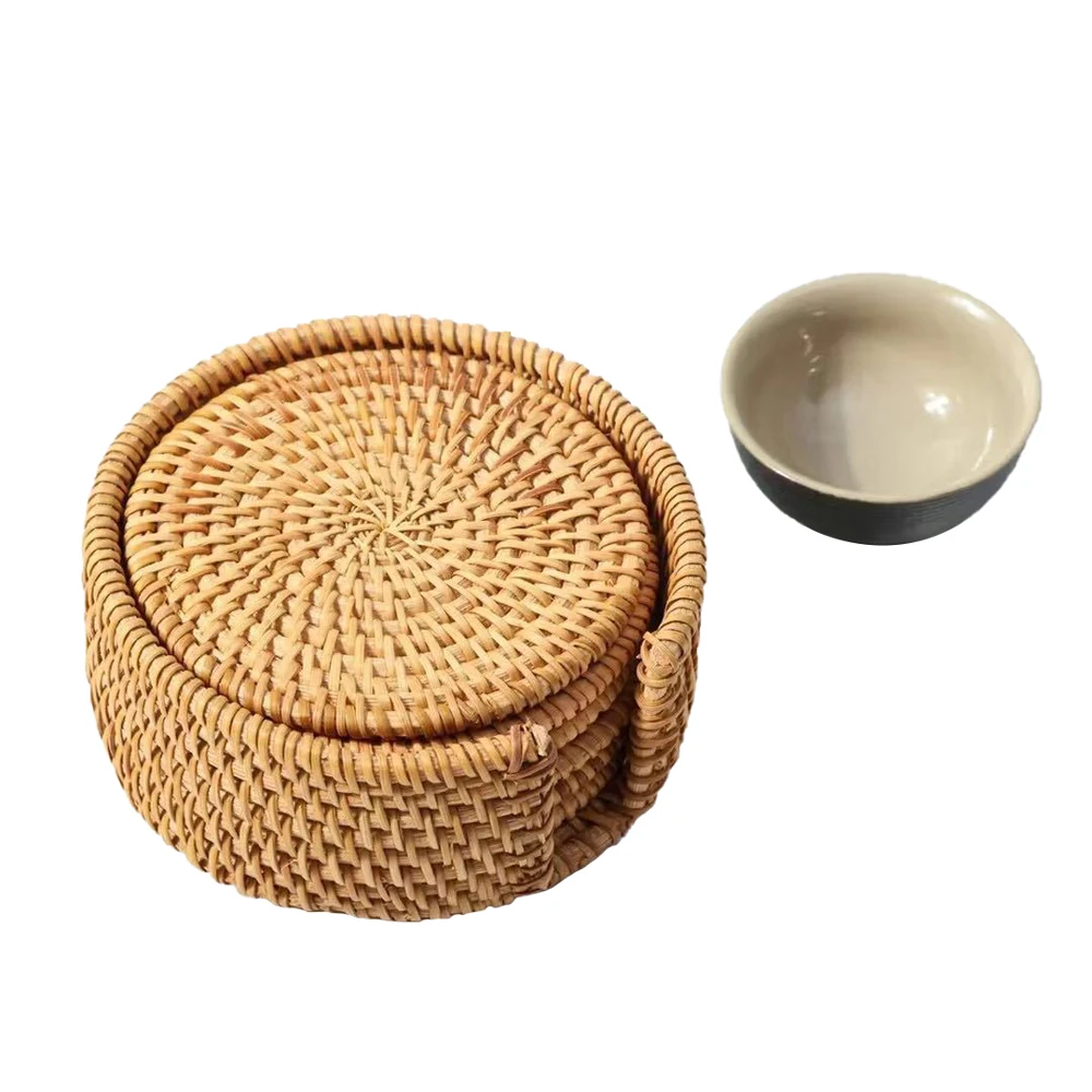 6 Pcs Woven Rattan Coasters Placemats Handcrafted Heat-insulating Coffee Drink Cup Table Mats with Storage Holder for Home Decor
6 Pcs Woven Rattan Coasters Placemats Handcrafted Heat-insulating Coffee Drink Cup Table Mats with Storage Holder for Home Decor