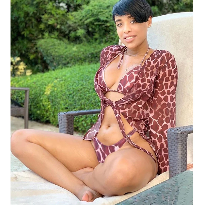 2020 Sexy 3 Pieces Cover-Ups Bikini Set Women Triangle Snake Print Bathing Suit Sexy Padded Leopard Woman String Swim Wear
2020 Sexy 3 Pieces Cover-Ups Bikini Set Women Triangle Snake Print Bathing Suit Sexy Padded Leopard Woman String Swim Wear