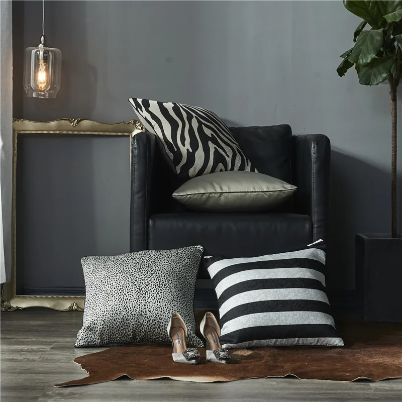 Silk Cushion Cover Zebra Leopard Print Pillow Case Silk Satin Black White Decorative Pillowcase for Sofa Bed Silky Summer Pillow
Silk Cushion Cover Zebra Leopard Print Pillow Case Silk Satin Black White Decorative Pillowcase for Sofa Bed Silky Summer Pillow