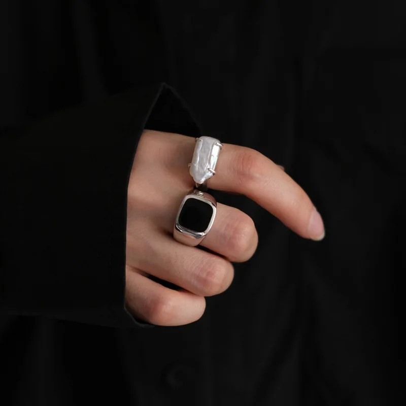 FMILY Minimalist 925 Sterling Silver Geometric Square Black Ring Retro Fashion Hip-hop Punk Jewelry for Girlfriend Gifts
FMILY Minimalist 925 Sterling Silver Geometric Square Black Ring Retro Fashion Hip-hop Punk Jewelry for Girlfriend Gifts