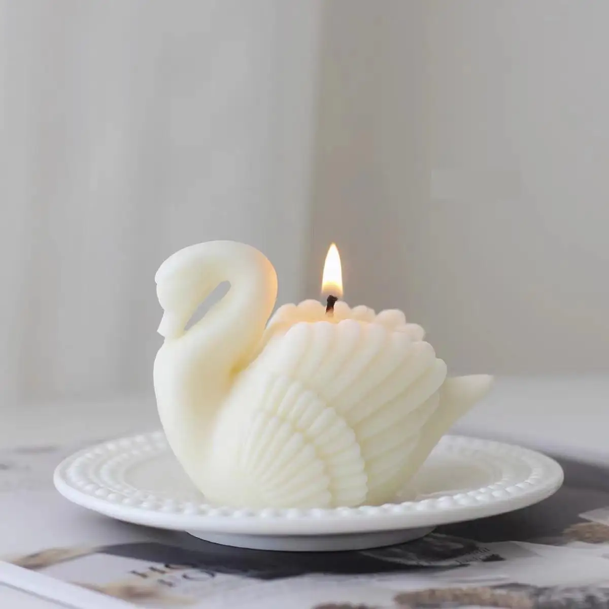 

Three-Dimensional Cute White Swan Candle Silicone Mold DIY Epoxy Resin Handmade Soap Aromatherapy Plaster Home Decoration Molds