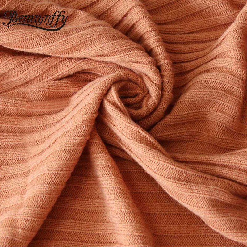Benuynffy Two Button Knitted Cardigan Women Autumn winter Solid Casual Short Cardigans Ladies Elegant Oversize Sweater Coat 
Benuynffy Two Button Knitted Cardigan Women Autumn winter Solid Casual Short Cardigans Ladies Elegant Oversize Sweater Coat