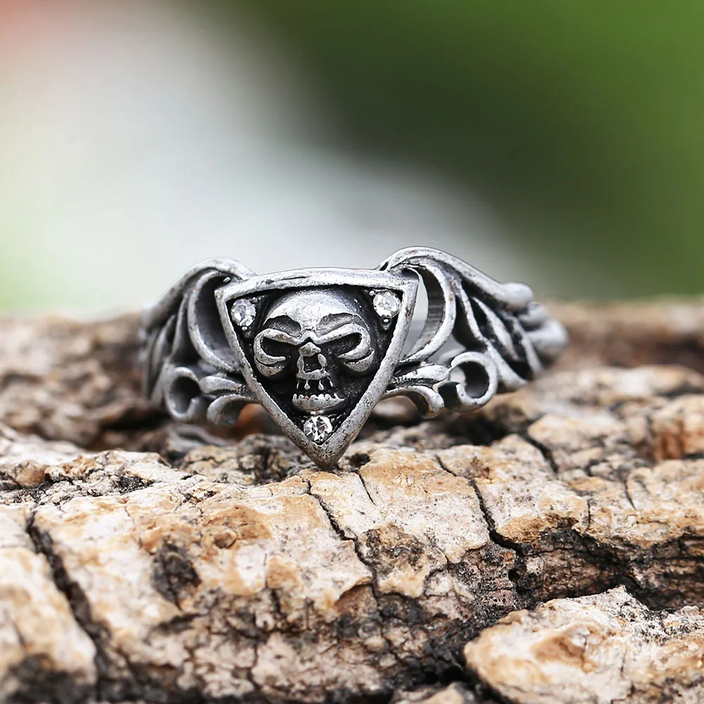 New Design Metal Punk Retro Skull Hollow Ring Fashion Trend Hip-Hop Rock Style Popular Party Jewelry Personalized Creative Gift
New Design Metal Punk Retro Skull Hollow Ring Fashion Trend Hip-Hop Rock Style Popular Party Jewelry Personalized Creative Gift