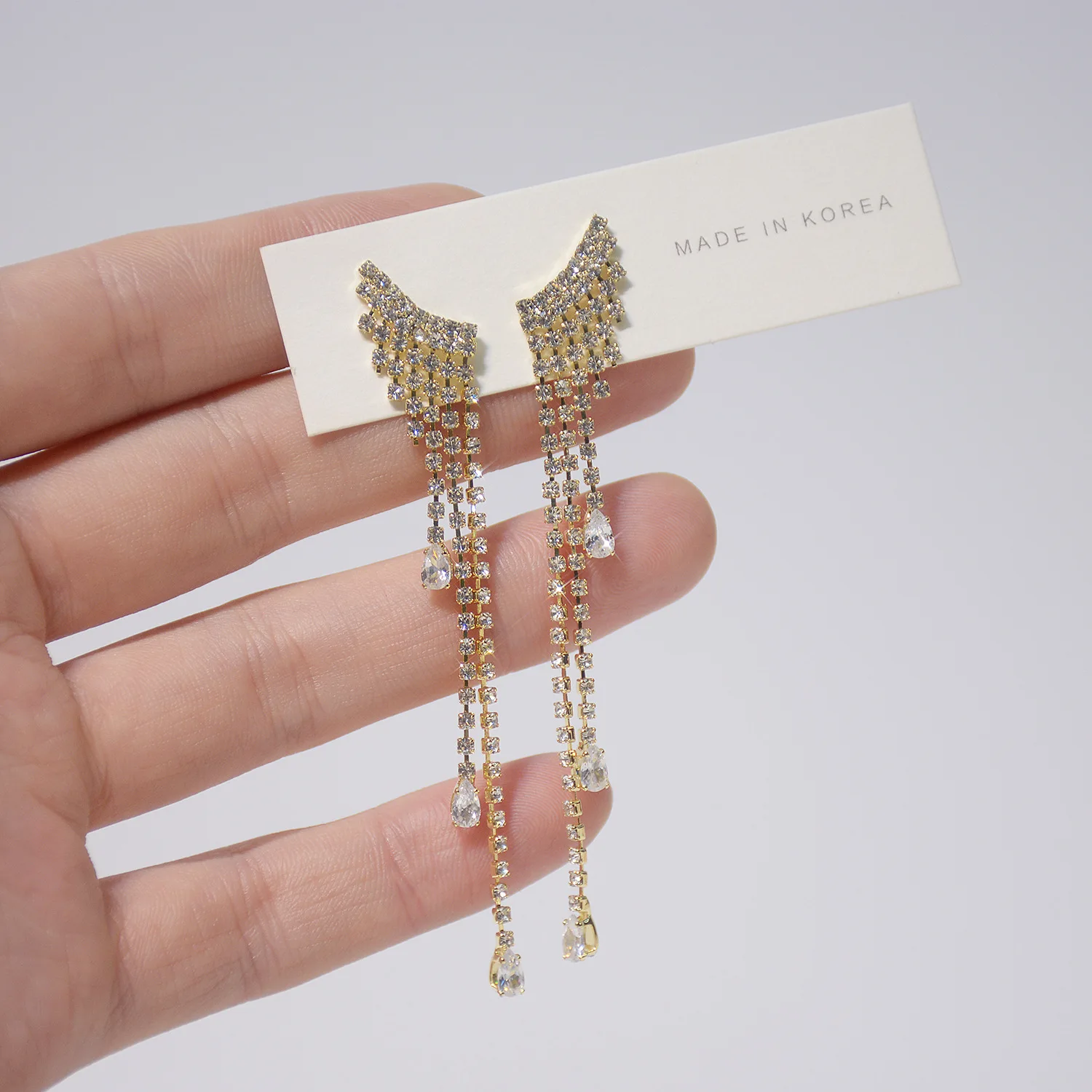 S925 Silver Needle Long Temperament Tassel Wings Fairy 14K Real Gold Stud Earrings for Women Cubic Zircon ZC Earrings
S925 Silver Needle Long Temperament Tassel Wings Fairy 14K Real Gold Stud Earrings for Women Cubic Zircon ZC Earrings