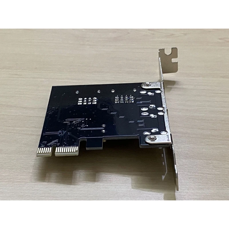 PCI-E Riser Card PCI-E to SATA3.0 Extender SSD Expansion Card 2-Port SATA 6G to PCIE Adapter Card
PCI-E Riser Card PCI-E to SATA3.0 Extender SSD Expansion Card 2-Port SATA 6G to PCIE Adapter Card