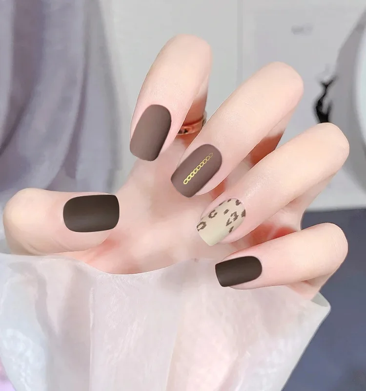 2021 24 шт леопардовые накладки для ногтей Французский стиль Клей Тип съемный короткий абзац Маникюр экономит время накладные накладки для но...
2021 24 шт леопардовые накладки для ногтей Французский стиль Клей Тип съемный короткий абзац Маникюр экономит время накладные накладки для но...