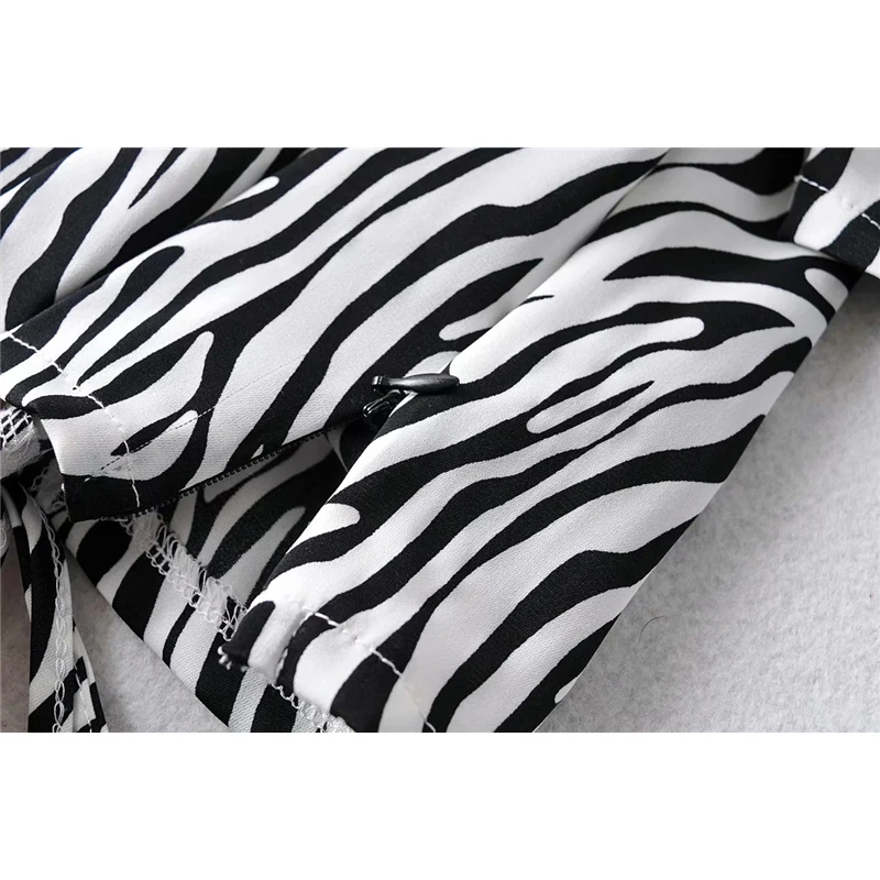 Sukibandra Summer Short Sleeve Zebra Print Lace Up Bustier Crop Top Sexy Casual Slim Cropped Tee Tshirt Women Streetwear T Shirt
Sukibandra Summer Short Sleeve Zebra Print Lace Up Bustier Crop Top Sexy Casual Slim Cropped Tee Tshirt Women Streetwear T Shirt