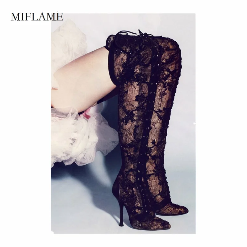 2020 New Autumn Pointed Toe Sexy Thigh High Boots Black Lace Up Luxury Thin Heels Cross Tied Over the Knee Super High Heels
2020 New Autumn Pointed Toe Sexy Thigh High Boots Black Lace Up Luxury Thin Heels Cross Tied Over the Knee Super High Heels