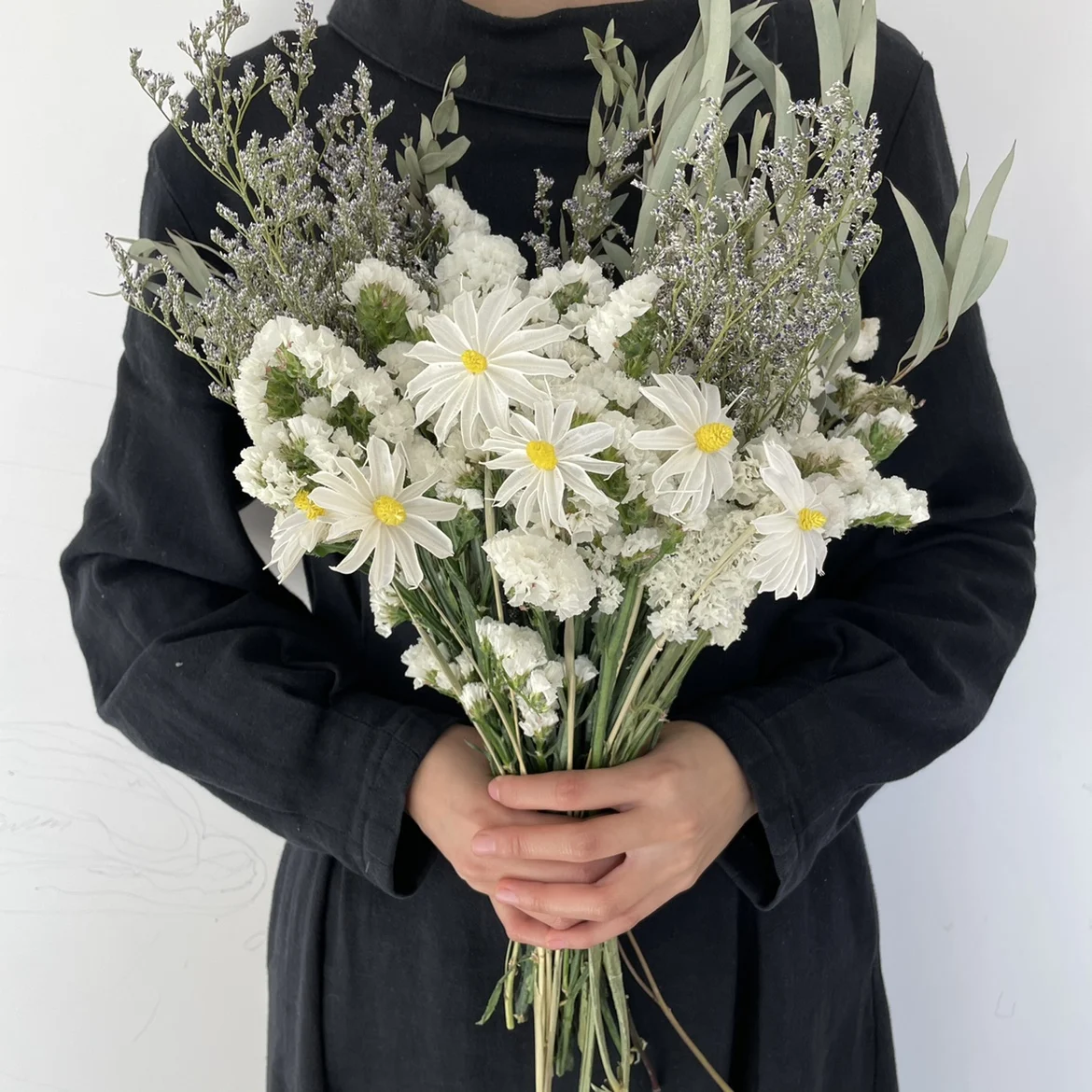 Crystal Grass Leaves Natural Driend Lover Grass Cotton Daisy Dry Rose Wedding Flower Bouquet Office Home Living Room Decoration
Crystal Grass Leaves Natural Driend Lover Grass Cotton Daisy Dry Rose Wedding Flower Bouquet Office Home Living Room Decoration