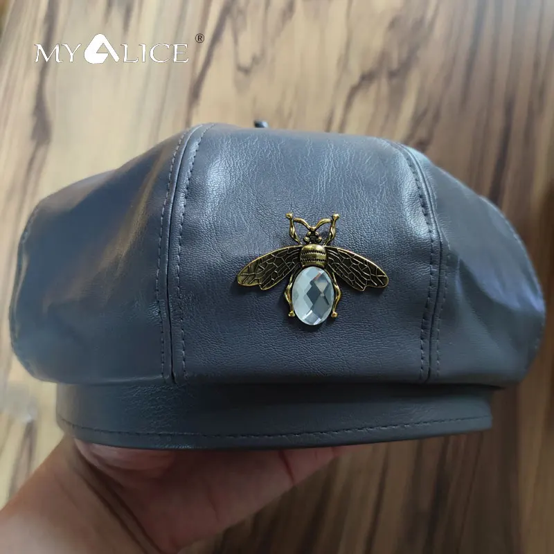 MYALICE Модный женский берет прозрачный драгоценный камень металлическая Женская винтажная стильная Классическая кожаная кепка Прямая поста... 
MYALICE Модный женский берет прозрачный драгоценный камень металлическая Женская винтажная стильная Классическая кожаная кепка Прямая поста...