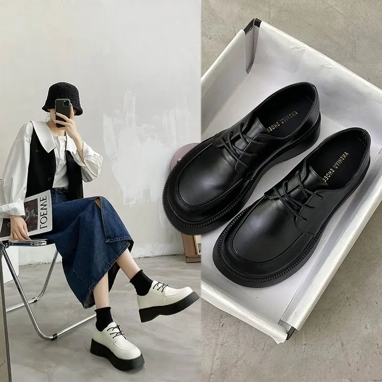 2021 uniform shoes Small leather shoes female British girl Japanese wild black retro Mary Jane shoes lolita Platform shoes
2021 uniform shoes Small leather shoes female British girl Japanese wild black retro Mary Jane shoes lolita Platform shoes