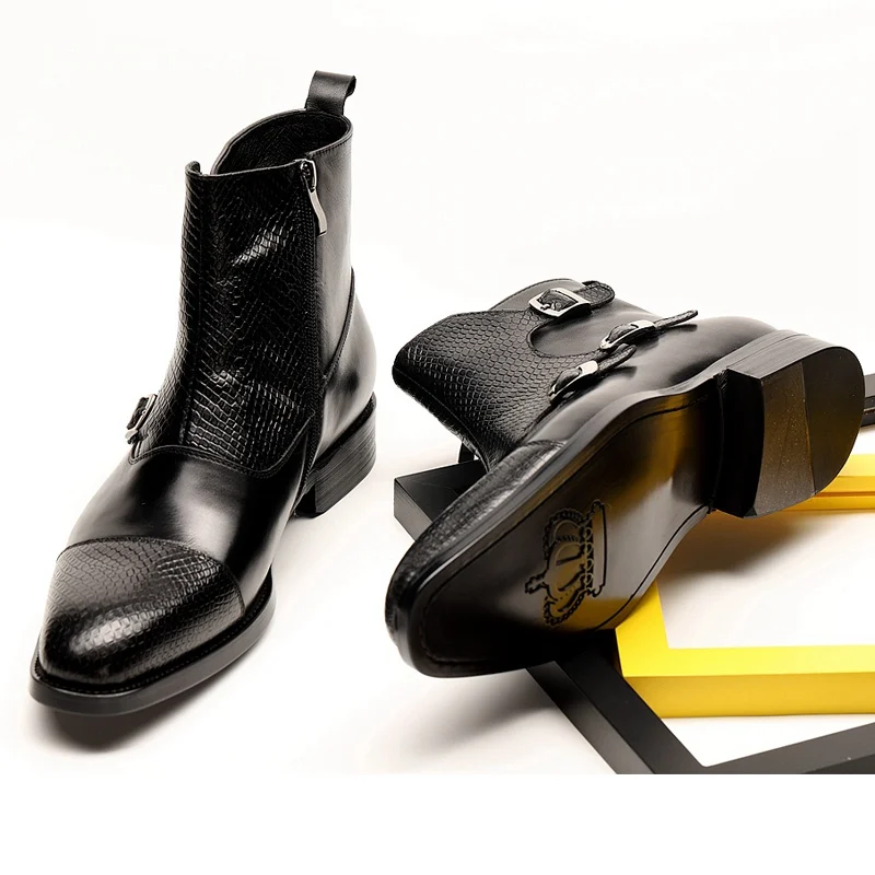 Men's Shoes
Men's Shoes