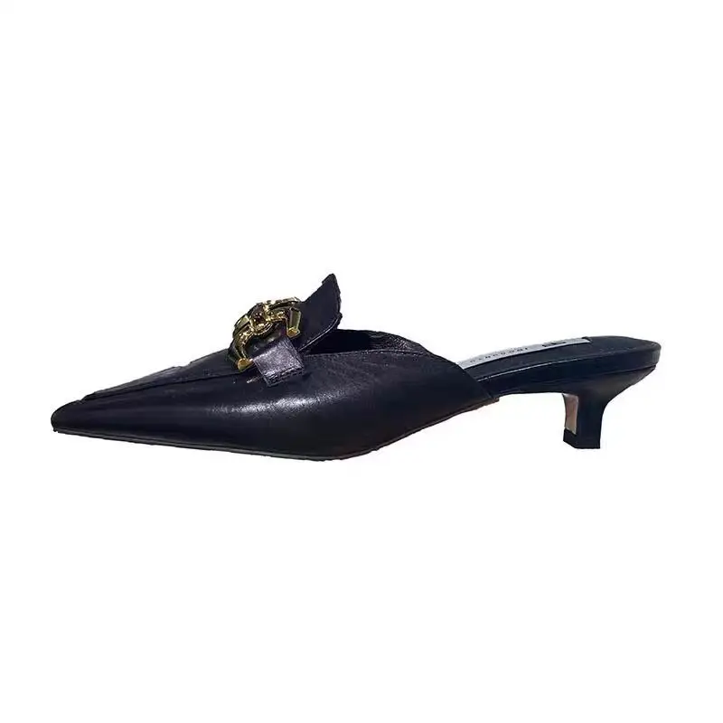 Baotou slippers female Kitten Heel Sandal Muller shoes solid color half slippers metal top leather new spring 2021
Baotou slippers female Kitten Heel Sandal Muller shoes solid color half slippers metal top leather new spring 2021