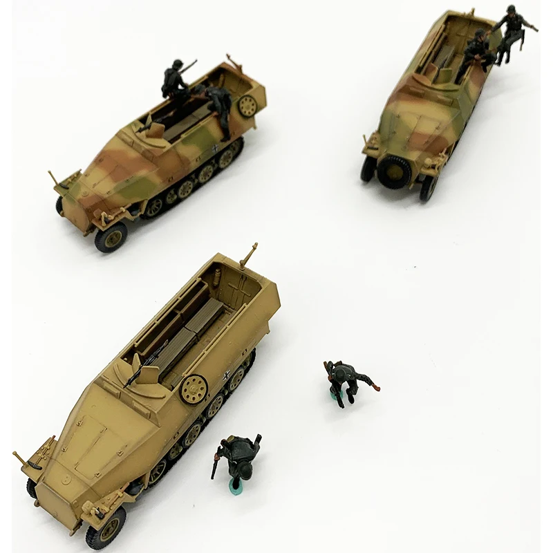 Artisan dw7325 / dw7326 Germany sd.kfz Three color camouflage of. 251 half track armored vehicle
Artisan dw7325 / dw7326 Germany sd.kfz Three color camouflage of. 251 half track armored vehicle