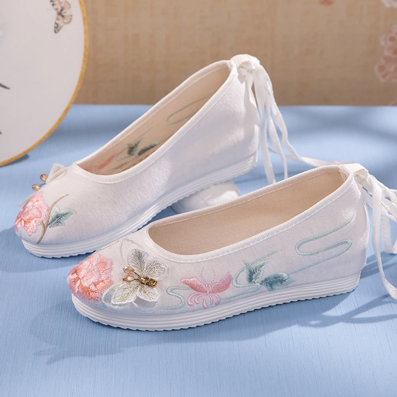 Yuan Embroidery Autumn women's shoes Chinese style embroidery Hanfu shoes with performance shoes
Yuan Embroidery Autumn women's shoes Chinese style embroidery Hanfu shoes with performance shoes