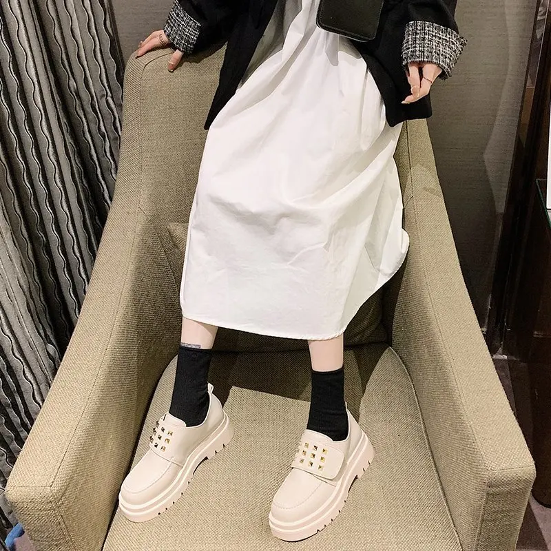 2020 spring and autumn models square toe thick bottom increased single shoes women's fashion all-match small leather shoes X415
2020 spring and autumn models square toe thick bottom increased single shoes women's fashion all-match small leather shoes X415
