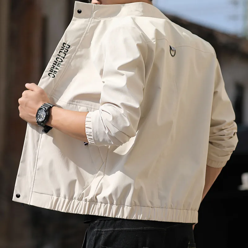 Men's Jacket Techwear Men Windbreaker Coat Clothing Jacket Streetwear Bomber Fashion Outerwear Casual Spring and Autumn
Men's Jacket Techwear Men Windbreaker Coat Clothing Jacket Streetwear Bomber Fashion Outerwear Casual Spring and Autumn