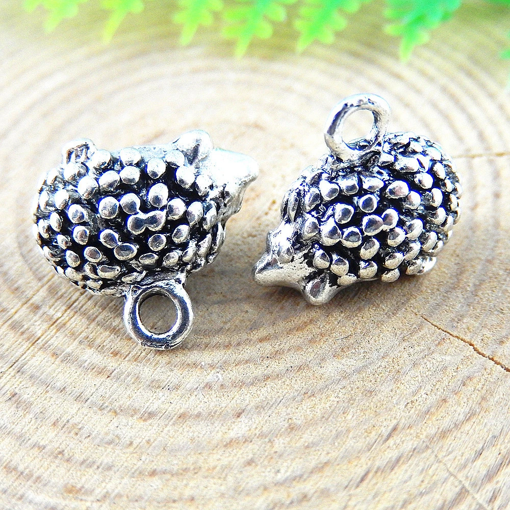 Julie Wang 10 PCS 14*11mm Retro Silver Alloy Hedgehog Charm Animal Pendant Necklace Bracelet Earring Dangle Jewelry Findings DIY
Julie Wang 10 PCS 14*11mm Retro Silver Alloy Hedgehog Charm Animal Pendant Necklace Bracelet Earring Dangle Jewelry Findings DIY