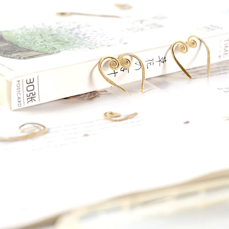 12pcs/pack Pressed Dried Leaf Necklace Jewelry Making Craft Embossing Phone Case DIY Accessories Bookmark Table Lamp Decor
12pcs/pack Pressed Dried Leaf Necklace Jewelry Making Craft Embossing Phone Case DIY Accessories Bookmark Table Lamp Decor