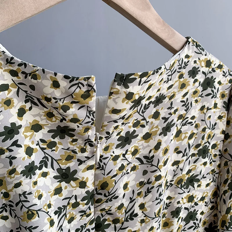 2021 Harajuku Spring Woman Dress Floral Print Long Dress Women O-Neck Casual Zipper Dress Slim Vestidos Femme Vintage Dresses
2021 Harajuku Spring Woman Dress Floral Print Long Dress Women O-Neck Casual Zipper Dress Slim Vestidos Femme Vintage Dresses