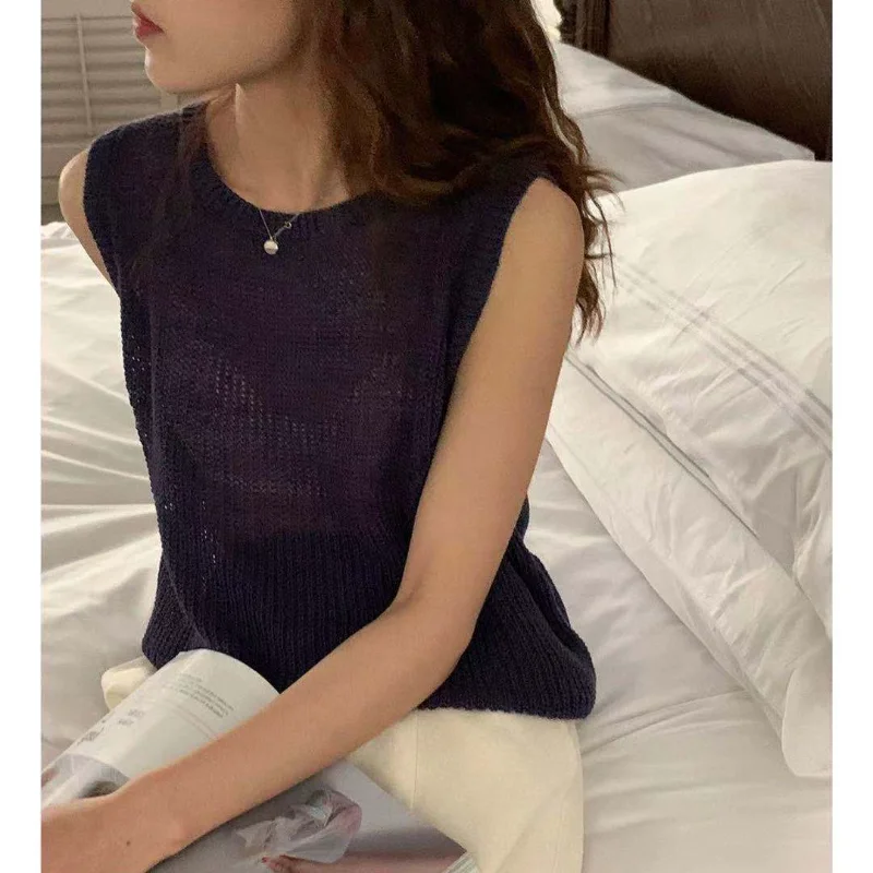 Kimotimo Hollow Out Sweater Vest Women Solid Sleeveless Casual All-match Waistcoat Korean Summer Design Thin Knitted Tank Top
Kimotimo Hollow Out Sweater Vest Women Solid Sleeveless Casual All-match Waistcoat Korean Summer Design Thin Knitted Tank Top