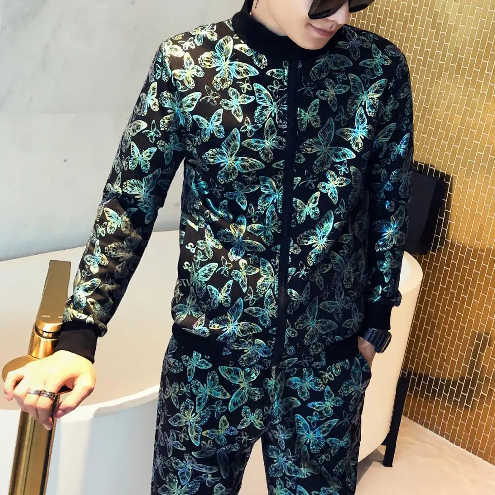Autumn Man Sport 2 Piece Set Jacket + Pants Tracksuit Men Moda Hombre Ropa De Hombre Hot Stamping Colorful Printed Mens Set
Autumn Man Sport 2 Piece Set Jacket + Pants Tracksuit Men Moda Hombre Ropa De Hombre Hot Stamping Colorful Printed Mens Set