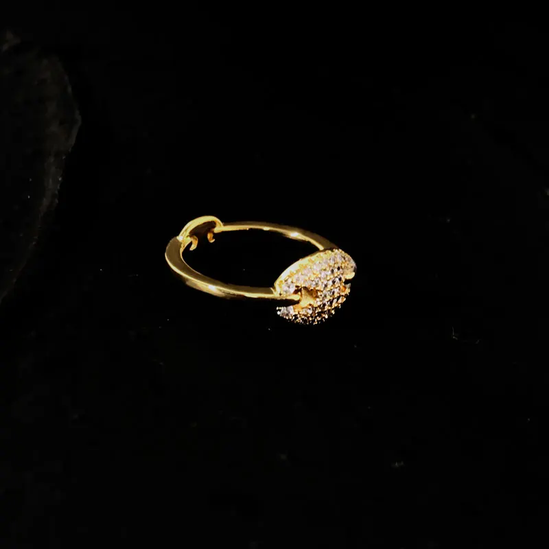 High Quality 925 Sterling Silver Ring Pig Nose 3A Zircon Monaco Jewelry Wild Fashion Luxury Brand Romantic Party Birthday Gift
High Quality 925 Sterling Silver Ring Pig Nose 3A Zircon Monaco Jewelry Wild Fashion Luxury Brand Romantic Party Birthday Gift