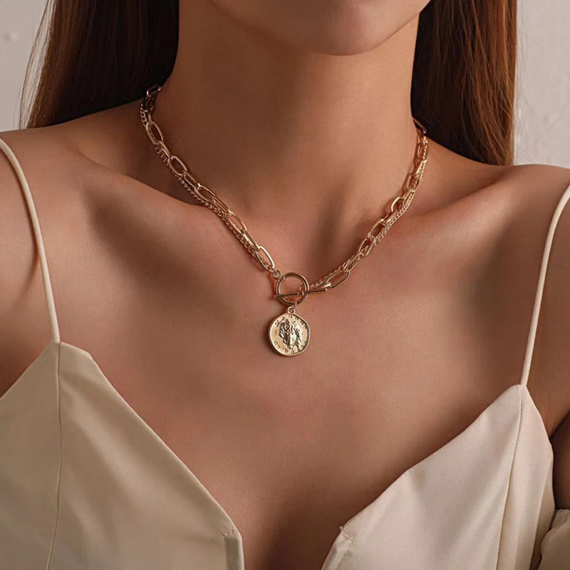 2023 Vintage New Gold Color Choker Necklace For Women Fashion Pearl Coin Chain Pendant Necklace Female Trendy Jewelry Party Gift
2023 Vintage New Gold Color Choker Necklace For Women Fashion Pearl Coin Chain Pendant Necklace Female Trendy Jewelry Party Gift