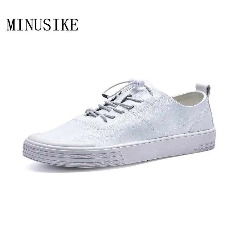 mens shoes genuine leather sneakers white shoes luxury brand sneakers designer shoes men high quality sneakers
mens shoes genuine leather sneakers white shoes luxury brand sneakers designer shoes men high quality sneakers