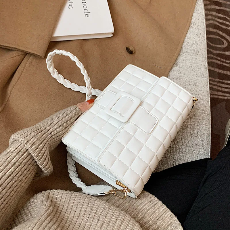 Luxury brand pu ladies shoulder bag fashion daily street girl messenger bag diamond woven multi-layer designer small square bag
Luxury brand pu ladies shoulder bag fashion daily street girl messenger bag diamond woven multi-layer designer small square bag