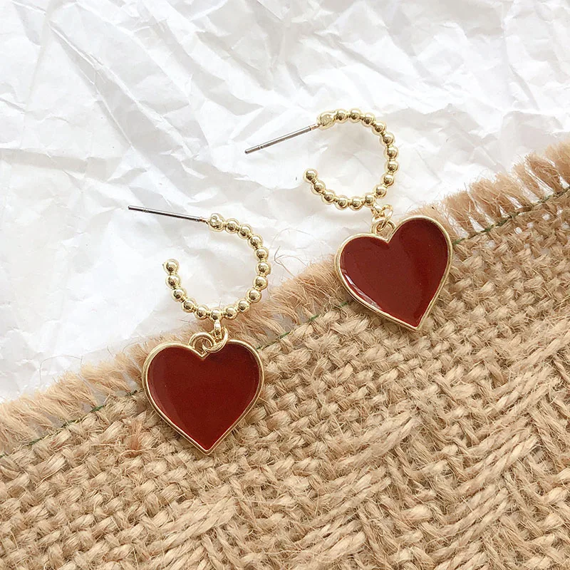 Korean Small Earrings Hanging for Women Red Enamel Cute Love Heart Stud Earring C Loop Fashion Women's Earings Jewelry 2020
Korean Small Earrings Hanging for Women Red Enamel Cute Love Heart Stud Earring C Loop Fashion Women's Earings Jewelry 2020