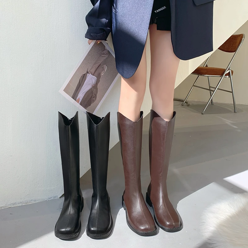 Женские ковбойские сапоги до колена, сапоги из искусственной кожи на низком каблуке, на молнии, Размеры 35-43, для зимы, 2021
Женские ковбойские сапоги до колена, сапоги из искусственной кожи на низком каблуке, на молнии, Размеры 35-43, для зимы, 2021