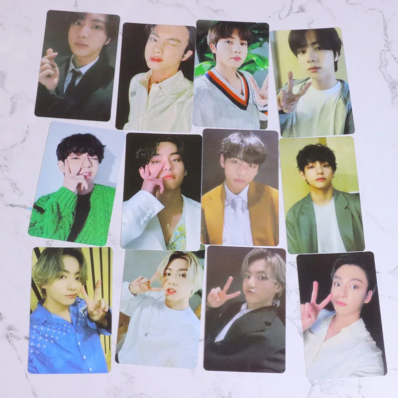 Новые Kpop Bangtan Boys, милые корейские ПВХ-карты для мальчиков LOMO, высшее качество
Новые Kpop Bangtan Boys, милые корейские ПВХ-карты для мальчиков LOMO, высшее качество