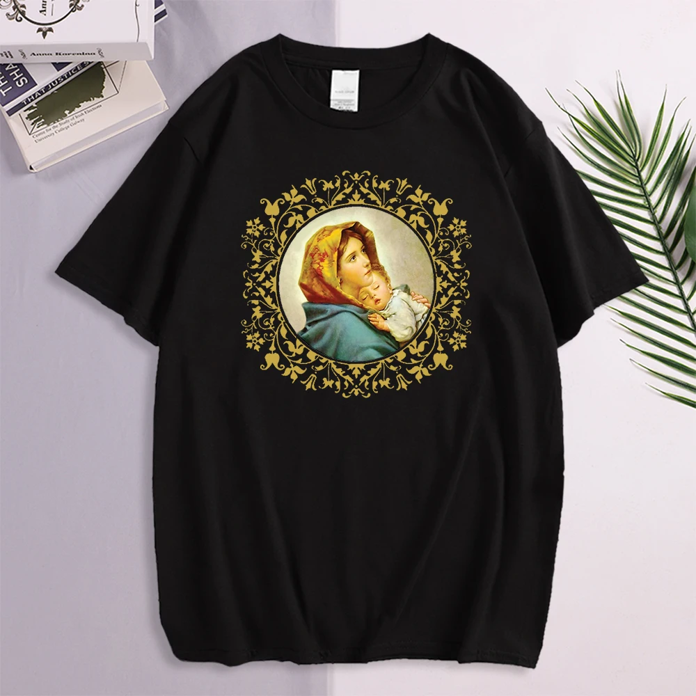 men's T-shirt Virgin Mary with Jesus Child T-shirts male summer oversized tshirt man street Round neck tshirt New 2021 Men tee
men's T-shirt Virgin Mary with Jesus Child T-shirts male summer oversized tshirt man street Round neck tshirt New 2021 Men tee