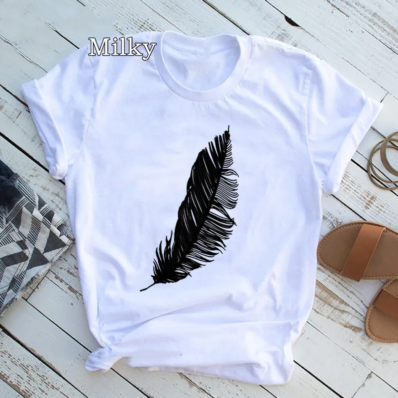 2021 Women Casual Harajuku Fashion T-shirt Feather Print Loose O-neck Short Sleeve Elastic Stretched Summer Home New Tee Shirt
2021 Women Casual Harajuku Fashion T-shirt Feather Print Loose O-neck Short Sleeve Elastic Stretched Summer Home New Tee Shirt