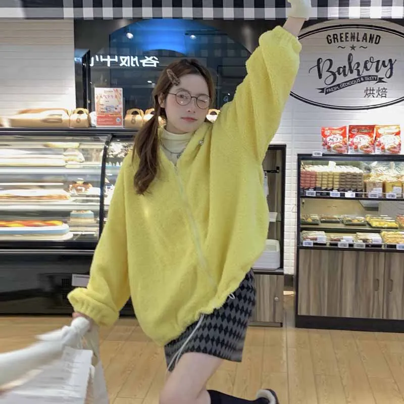 Korean Yellow Plush Lace Women Coat Sweet Soft Girl Cardigan Zipper Jacket Lambswool Thick Kawaii Plush Cotton Clothes Female
Korean Yellow Plush Lace Women Coat Sweet Soft Girl Cardigan Zipper Jacket Lambswool Thick Kawaii Plush Cotton Clothes Female