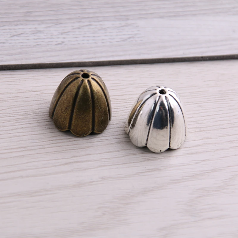 SWEET BELL 10 шт., 15*18*18 мм, двухцветные шапочки для бусин, Очаровательные Полые строительные аксессуары, подвески «сделай сам»
SWEET BELL 10 шт., 15*18*18 мм, двухцветные шапочки для бусин, Очаровательные Полые строительные аксессуары, подвески «сделай сам»