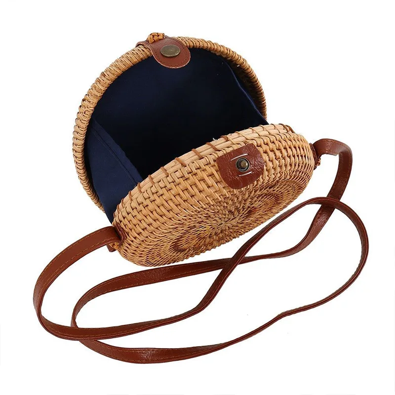 Summer retro hand-woven hollow rattan handbag round square straw shoulder bag leisure vacation small beach handbag crossbody bag
Summer retro hand-woven hollow rattan handbag round square straw shoulder bag leisure vacation small beach handbag crossbody bag