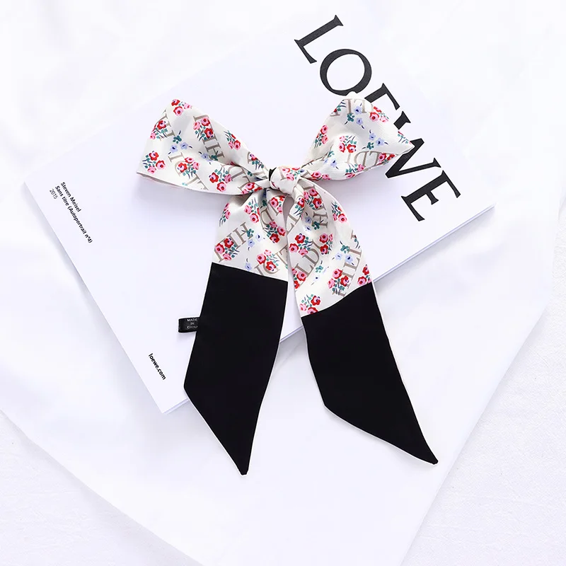 2021 New Floral Print long skinny Purse Handbag Ribbon Scarf Headband Women Silk Satin Hair Tie Neck Scarfs for Ladies Bandanas
2021 New Floral Print long skinny Purse Handbag Ribbon Scarf Headband Women Silk Satin Hair Tie Neck Scarfs for Ladies Bandanas