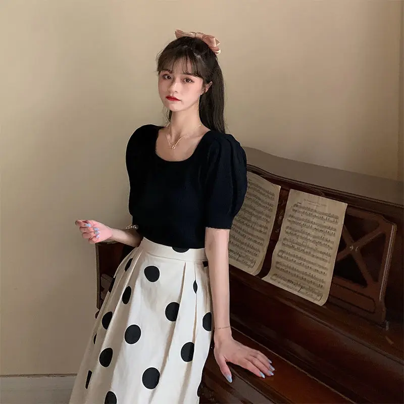 Polka dot skirt women's mid length A-line skirt summer 2021 new high waist slim umbrella skirt small long skirt
Polka dot skirt women's mid length A-line skirt summer 2021 new high waist slim umbrella skirt small long skirt