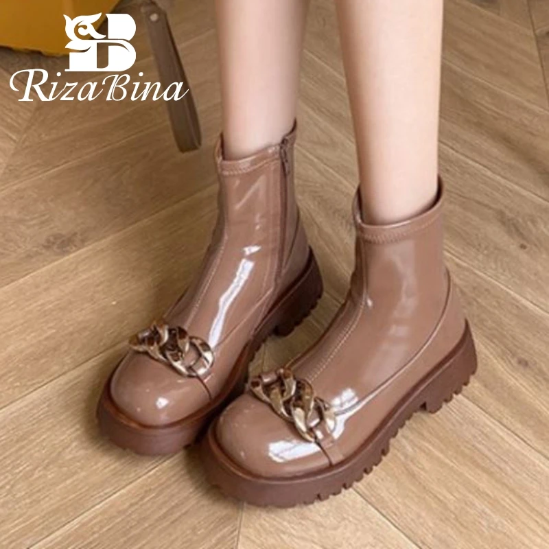 RIZABINA 2022 Women Shoes Ankle Boots Metal Decoration Ins Style Fashion Winter Short Boot Female Ladies Footwear Size 34-39 
RIZABINA 2022 Women Shoes Ankle Boots Metal Decoration Ins Style Fashion Winter Short Boot Female Ladies Footwear Size 34-39