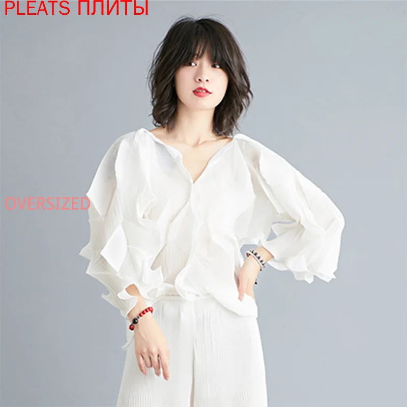 Miyake Fold 2022, новая мода, темпераментная универсальная Однотонная рубашка с v-образным вырезом, Корейская свободная футболка, топ, женские топы,...
Miyake Fold 2022, новая мода, темпераментная универсальная Однотонная рубашка с v-образным вырезом, Корейская свободная футболка, топ, женские топы,...