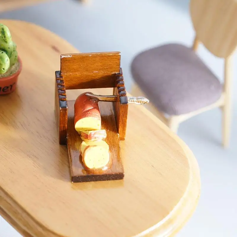 Mini Cute Bread Slicer Model Kitchen Breakfast Toast Model Slicing Toy Children Dollhouse 1:12 Simulation Q9Q0 
Mini Cute Bread Slicer Model Kitchen Breakfast Toast Model Slicing Toy Children Dollhouse 1:12 Simulation Q9Q0