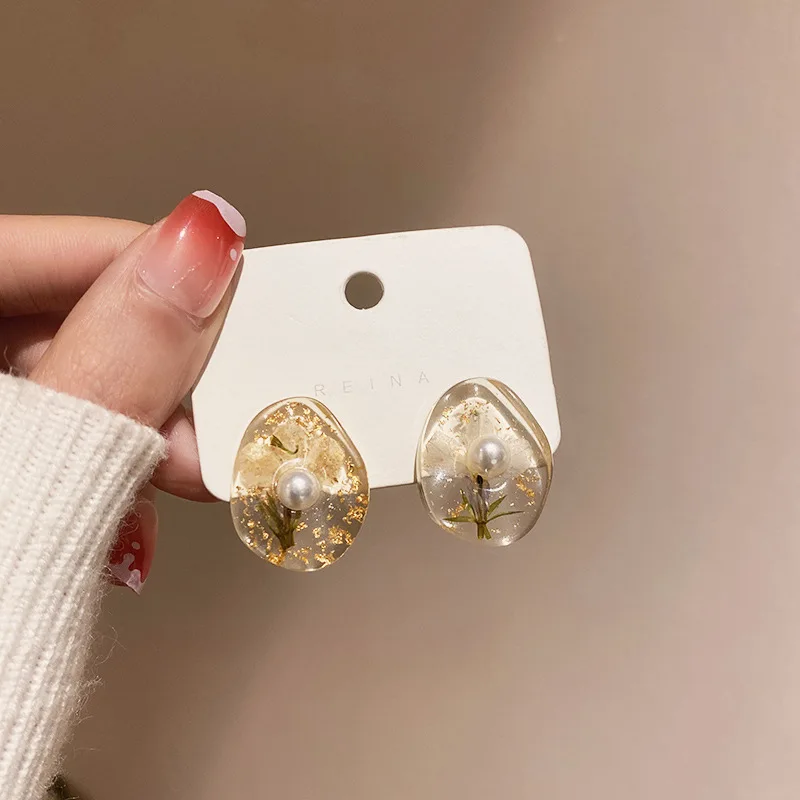 Женские прозрачные серьги-гвоздики Boucle d'oreille, новые японские и корейские акриловые серьги с золотым жемчугом, бижутерия
Женские прозрачные серьги-гвоздики Boucle d'oreille, новые японские и корейские акриловые серьги с золотым жемчугом, бижутерия