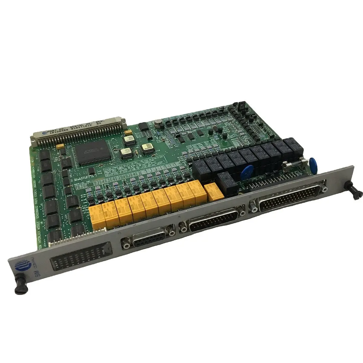 Плата COMAU SIM 101204602, используется в хорошем состоянии 
Плата COMAU SIM 101204602, используется в хорошем состоянии