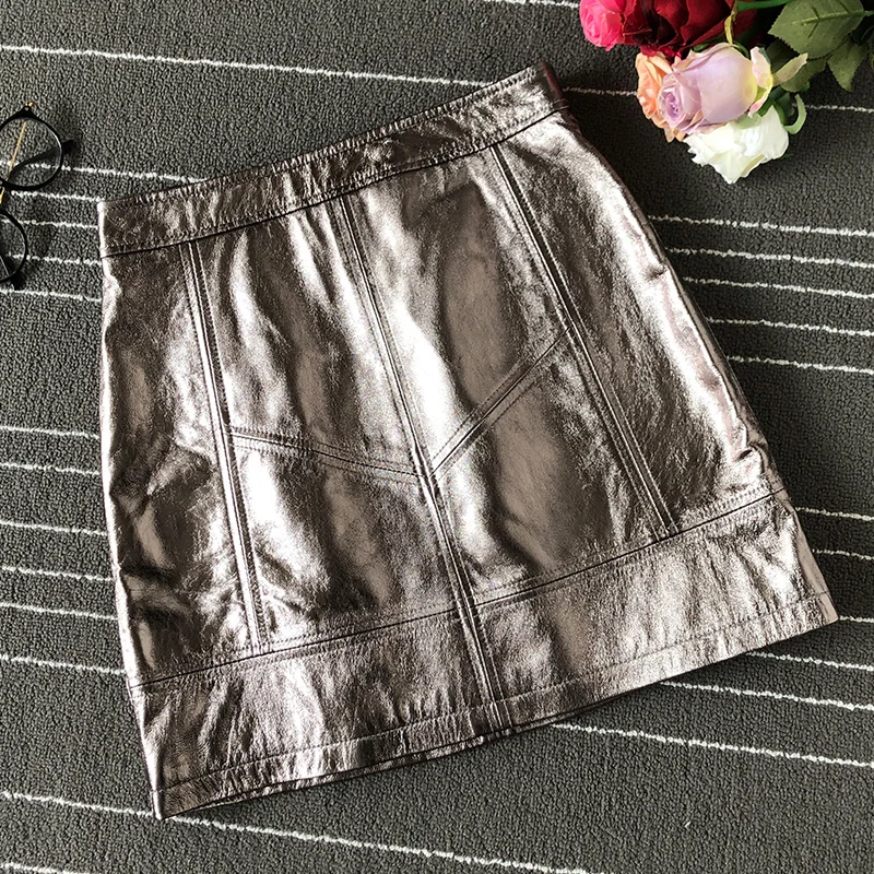 2020 New Womens Sheepskin Skirt High Waist A-Line Skirt Fashion Shiny Skirt Short Leather Skirt Zipper Elegant Vintage Skirts
2020 New Womens Sheepskin Skirt High Waist A-Line Skirt Fashion Shiny Skirt Short Leather Skirt Zipper Elegant Vintage Skirts