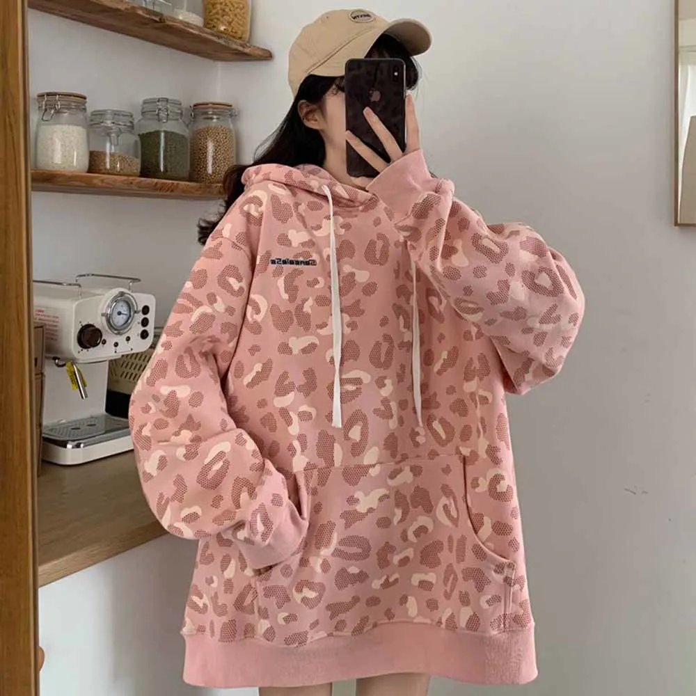 2022 New Women with Hat Hoodies Student Letter Fashionable Chic Casual Thicker Plus Velvet Feminino Sweatshirts Loose Hot Sale
2022 New Women with Hat Hoodies Student Letter Fashionable Chic Casual Thicker Plus Velvet Feminino Sweatshirts Loose Hot Sale