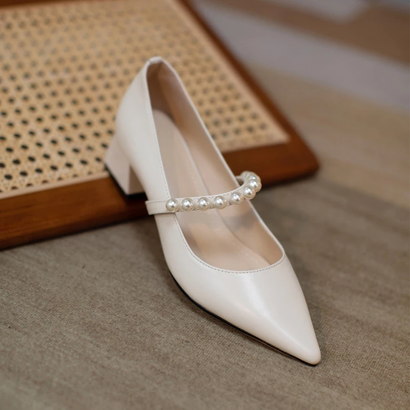 Mary Janes Pumps Women Shoes 2021 Spring Newest Genuine Leather med Heels Shoes Woman Wedding Office Lady Woman Shoes
Mary Janes Pumps Women Shoes 2021 Spring Newest Genuine Leather med Heels Shoes Woman Wedding Office Lady Woman Shoes